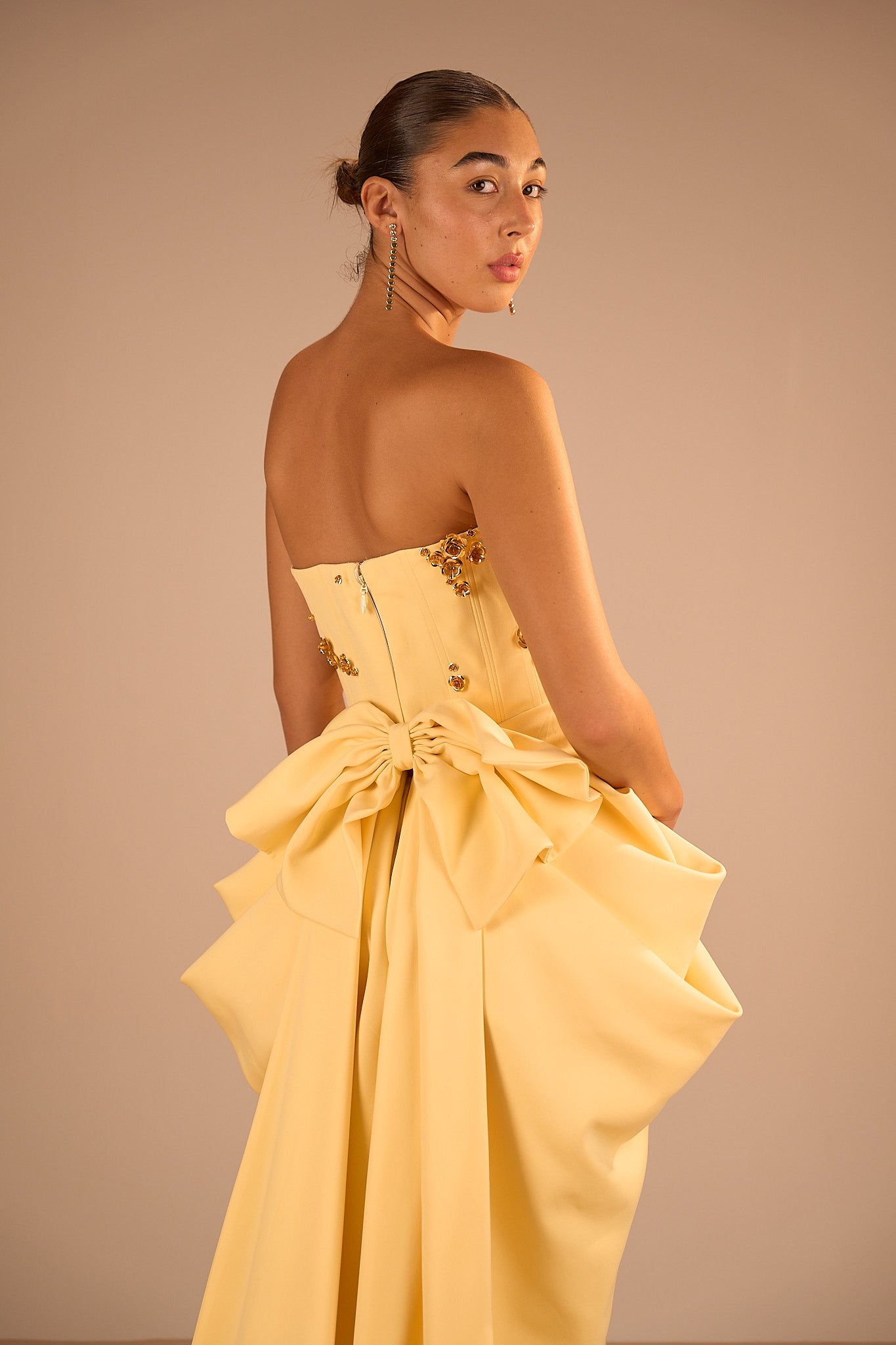 BOOK II LOOK 8